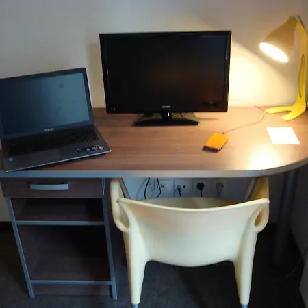 Apart Otel Le Patio Des Traboules 2*